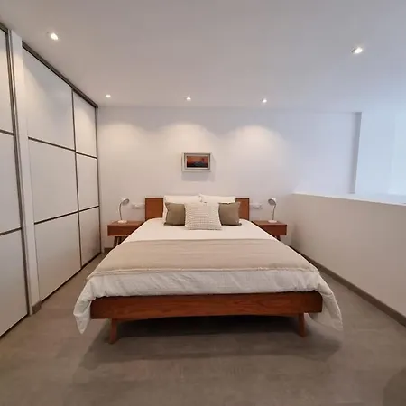Loft Filipinas Vibes Coruna Apartman *